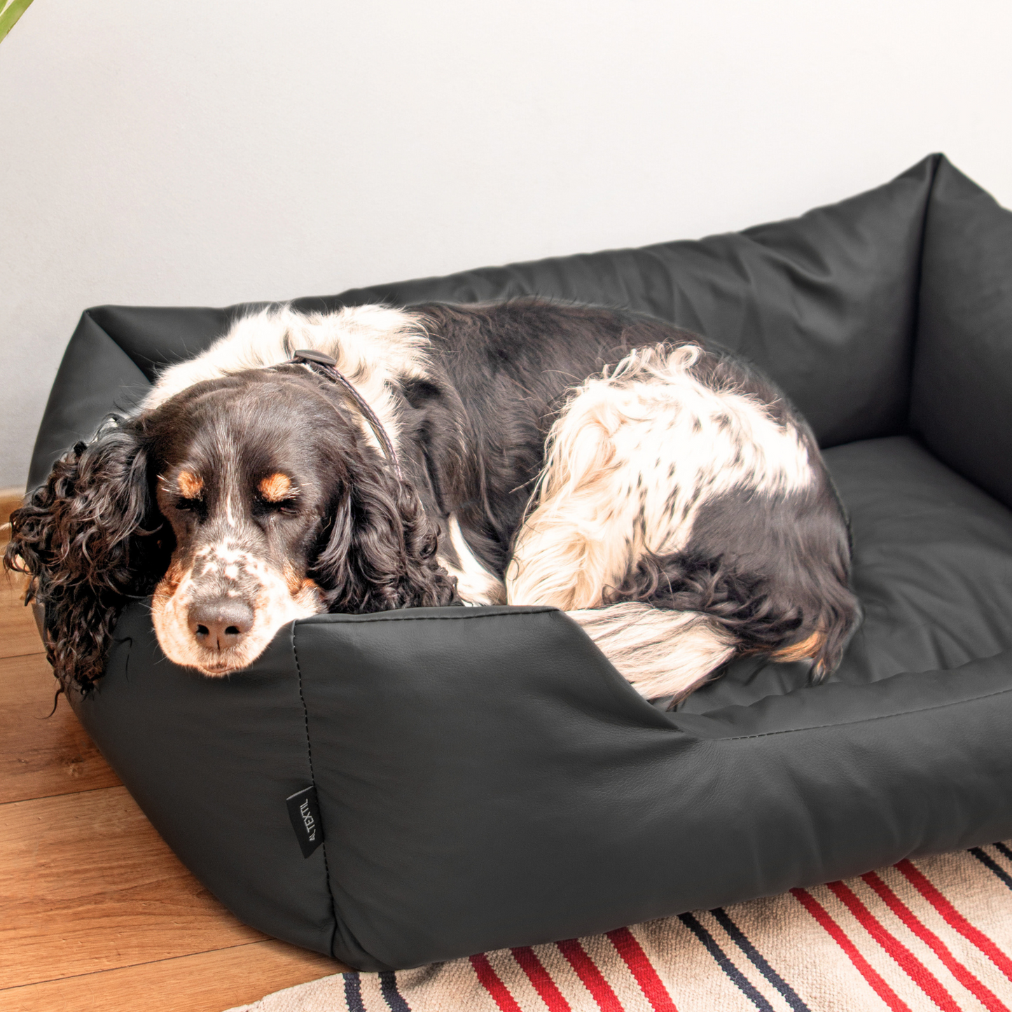 MARIO Hundebett aus Kunstleder