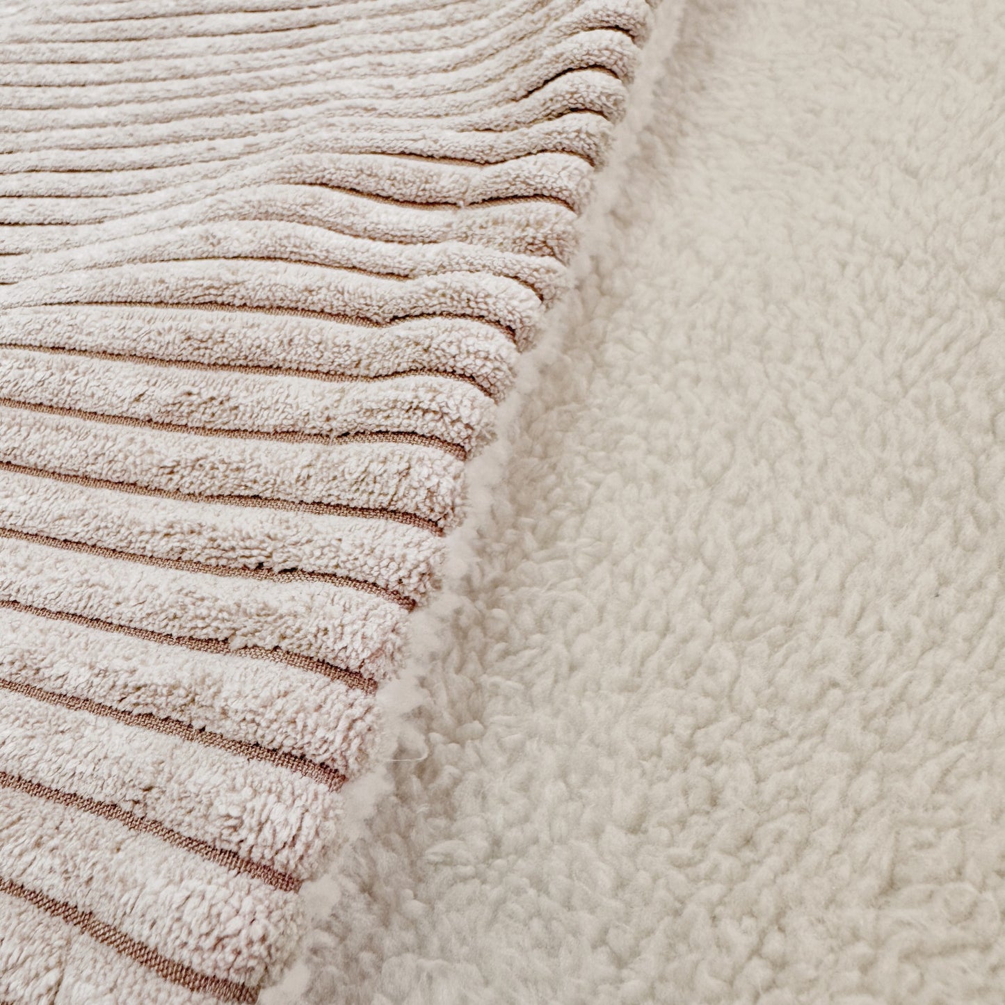 VIGO Hundebett mit Kapuze