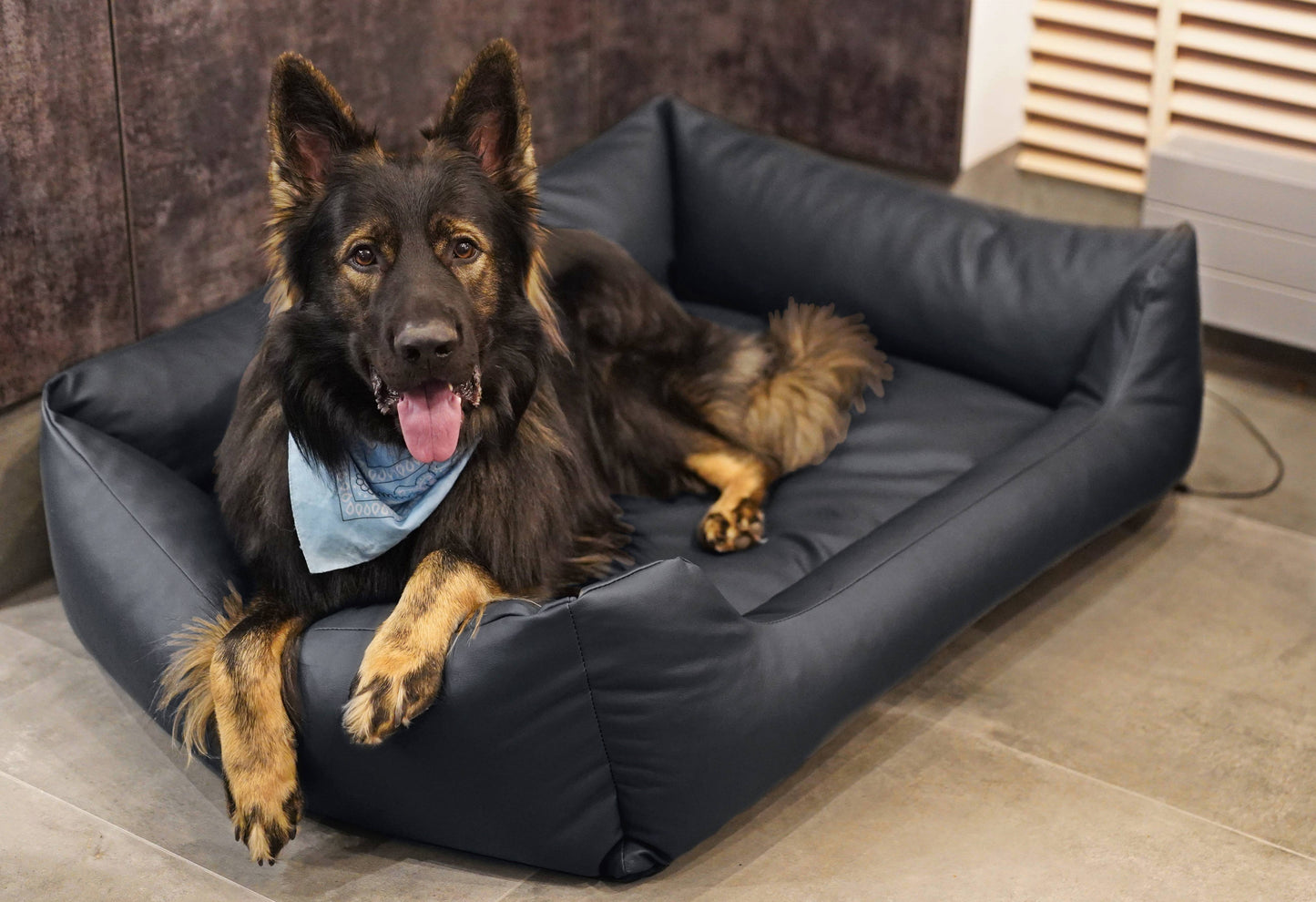MARIO Hundebett aus Kunstleder