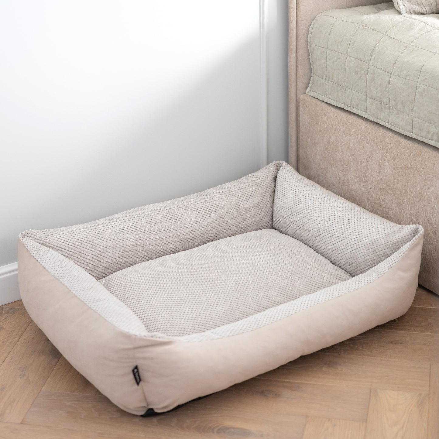 TEO Kuscheliges Hundebett Beige