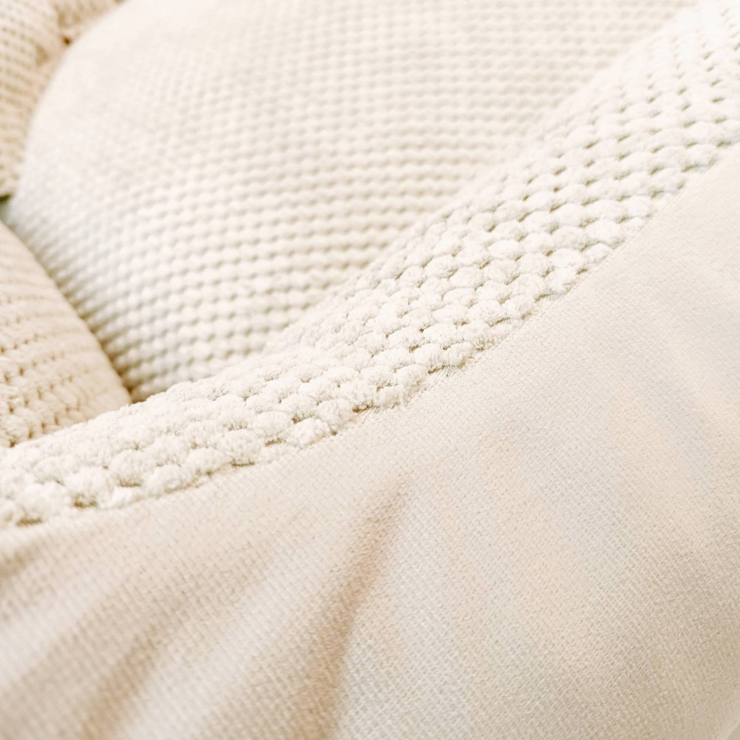 TEO Kuscheliges Katzenbett